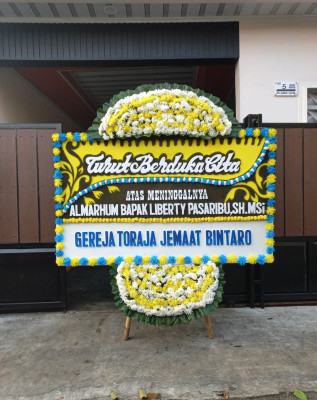 Papan Bunga Duka di 8 Ulu